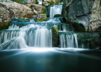 استكشف هذه الشلالات الـ 6 الساحرة بالقرب من مونتريال