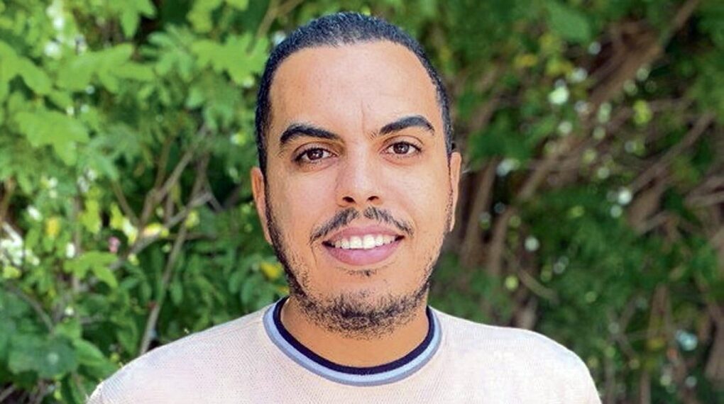 ‎تحديد موعد محاكمة الباحث الكندي في مكافحة الجريمة رؤوف فرح المحتجز في الجزائر منذ أشهر