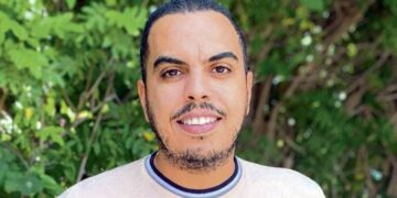 ‎تحديد موعد محاكمة الباحث الكندي في مكافحة الجريمة رؤوف فرح المحتجز في الجزائر منذ أشهر