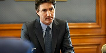 التكلفة الباهظة للإسكان قد تؤدي إلى عواقب سياسية كارثية على “ترودو”