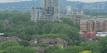 خبراء: ارتفاع مبيعات المنازل في مونتريال قد يكون قصير الآجل والسوق لا يزال في مرحلة الخطر