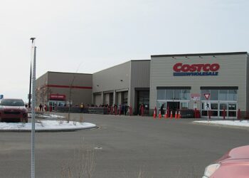 سكان كيبيك يلجأون إلى Costco و Maxi بهدف التوفير مع ارتفاع التكاليف