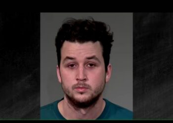 الحكم على مدرس سابق بالسجن لمدة 8 سنوات لارتكابه جرائم جنسية بحق 5 فتيات في مونتريال