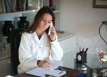 كيبيك : مبادرة جديدة لتعزيز الوصول إلى المساعدة النفسية في مكان العمل