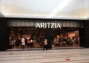 أكثر من 600 وظيفة موسمية متاحة لدى Aritzia مع رواتب مغرية