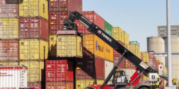 ميناء مونتريال : مركز شحن مركبات تورونتو المسروقة إلى الخارج