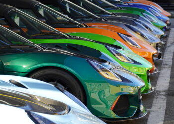 أفضل 10 ماركات للسيارات الفاخرة من ناحية المبيعات