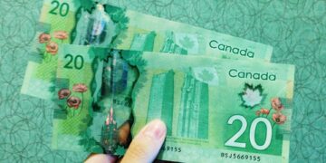توقعات بأن ترتفع الرواتب في كندا بنسبة 3.7٪ في عام 2024
