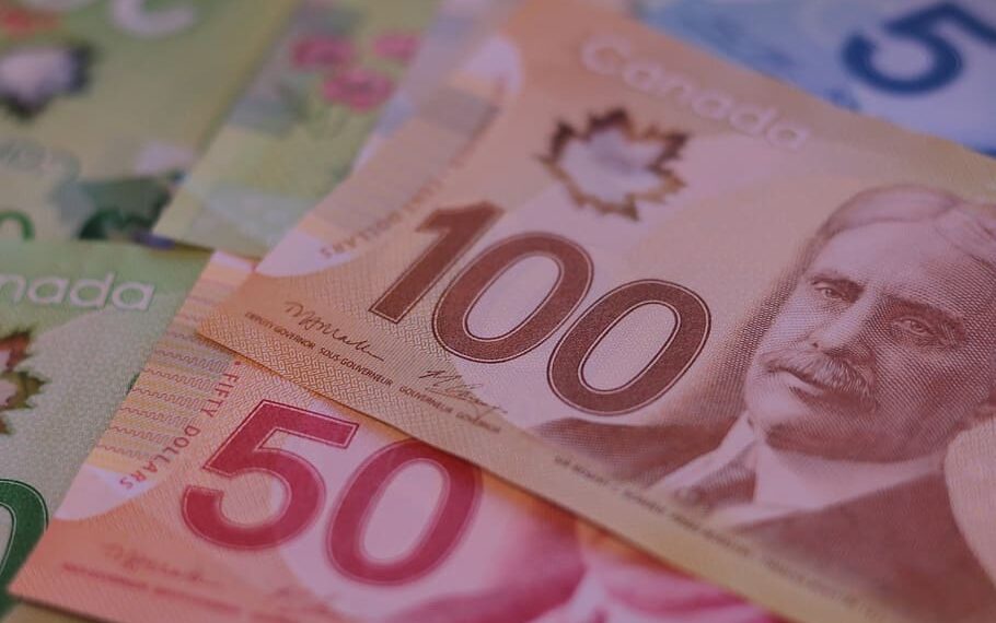 فوز اثنين من لاعبي اليانصيب بـ 2.5 مليون دولار في سحب Lotto 6/49