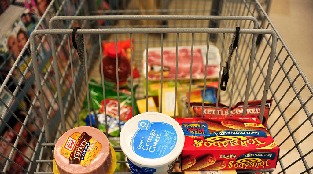 توقعات بتثبيت أسعار البقالة بهدف التعامل مع التكاليف المرتفعة في كندا