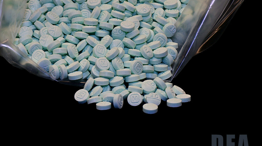 ضبط 160 ألف قرص و14 رطل من مسحوق الفنتانيل في Nogales