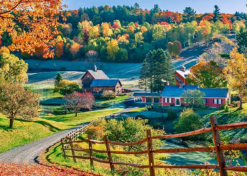 رحلة خريفية مميزة  لمدينة أمريكية تقع على بعد 3 ساعات من مونتريال : تعرفوا إليها