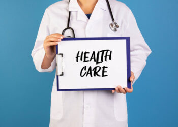 العديد من الأمريكيين تخلوا عن العلاج الطبي بسبب الارتفاع الكبير في التكاليف