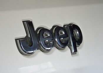 استدعاء أكثر من 32000 سيارة Jeep Wrangler في الولايات المتحدة بسبب خطر الحريق المحتمل