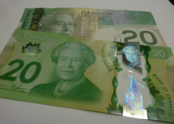 إليك التفاصيل الكاملة حول إعانة الطفل الكندية (CCB) وزيادتها المتوقعة في عام 2024