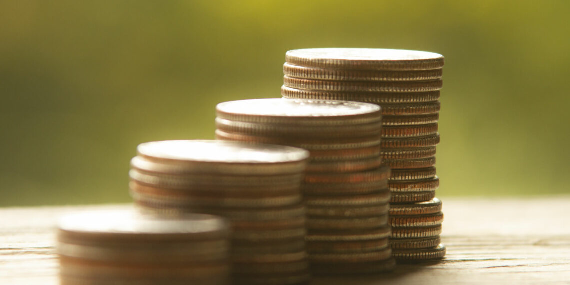 ما هي قاعدة ال4٪ الخاصة بمدخرات التقاعد وكيف يمكن للأمريكيين تطبيقها؟