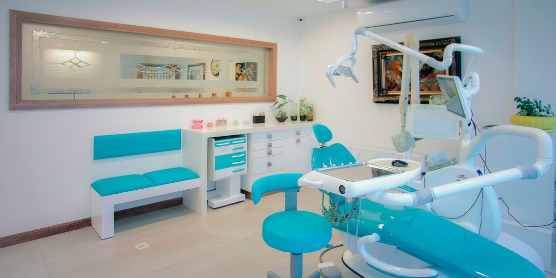 اقتراح جديد قد يُمكّن المزيد من الأمريكيين من الحصول على تأمين لطب الأسنان