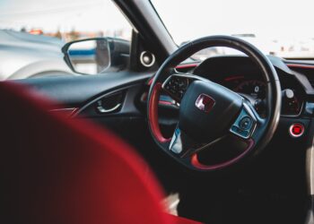 شركة Honda تستدعي أكثر من 300 ألف سيارة بسبب خلل في نظام أحزمة الأمان