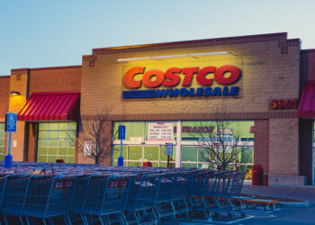 متاجر Costco تبيع لعملائها سبائك ذهبية بقيمة 100 مليون دولار في الربع الأخير