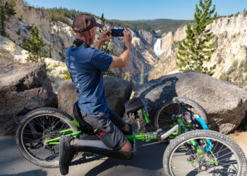 نظام الحدائق في ميشيغان يتصدر مجال الترفيه بالنسبة لذوي الاحتياجات الخاصة