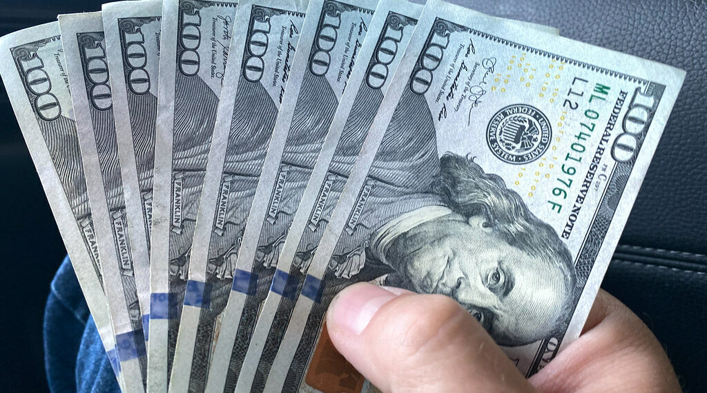 غريتشن ويتمر: 700 ألف أسرة في ميشيغان ستحصل على شيكات ائتمان ضريبة الدخل في أوائل العام المقبل