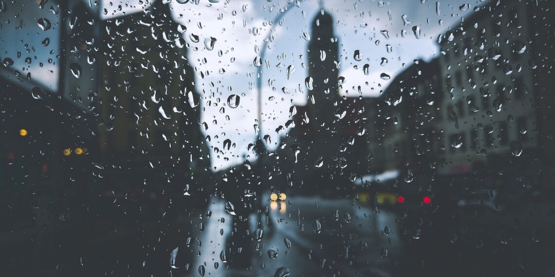 أجواء غائمة وماطرة في توقعات طقس أوتاوا للأيام المقبلة