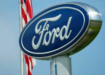 شركة Ford تعلن عن شراكة جديدة لاستكشاف فوائد طاقة السيارات الكهربائية في دعم الطاقة المنزلية