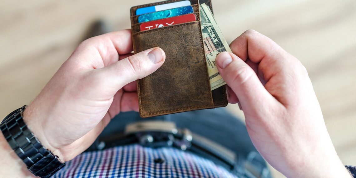 زيادة الحد الأدنى للأجور في ميشيغان في عام 2024