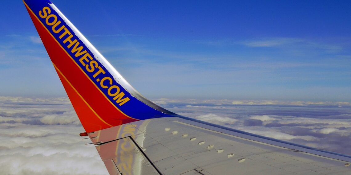 تغريم خطوط Southwest الجوية ب140 مليون دولار بسبب التأخيرات الكارثية التي شهدتها الشتاء الماضي