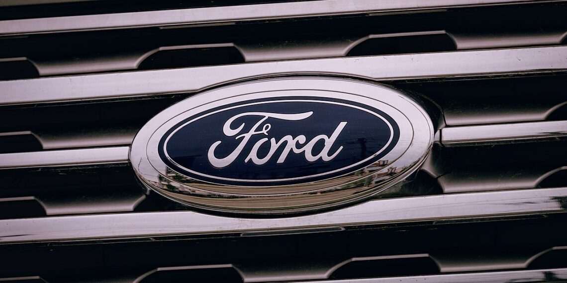 فورد تستدعي أكثر من 112 ألف شاحنة من الأسواق الأمريكية بسبب خطر وقوع حوادث