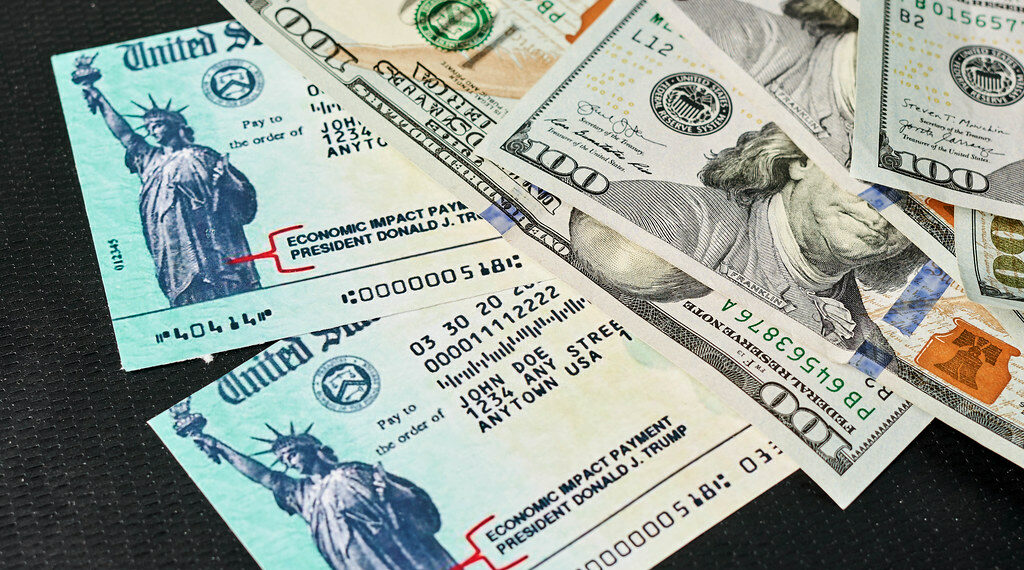 كيفية حصول الأمريكيين على شيكات التحفيز/”stimulus checks” في حال لم يطالبوا بها حتى الآن