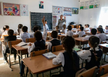 برنامج جديد يهدف لزيادة عدد المعلمين عن طريق دفع تكاليف الشهادة أو الترخيص في ميشيغان