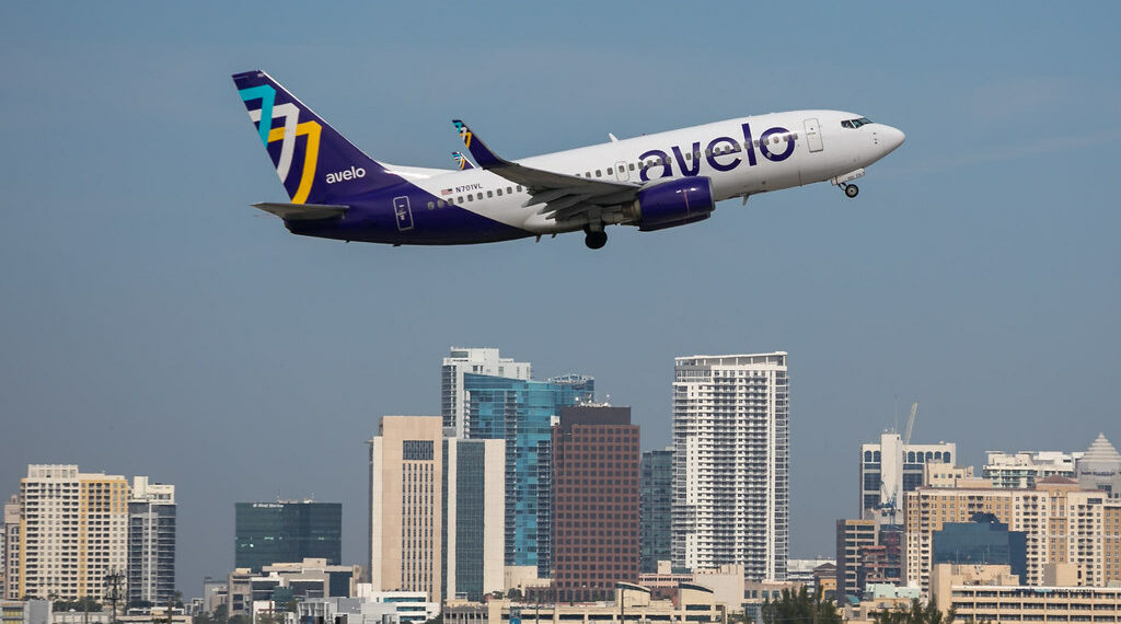رصيد سفر بقيمة 100 دولار للمسافرين الجدد على متن خطوط Avelo الجوية