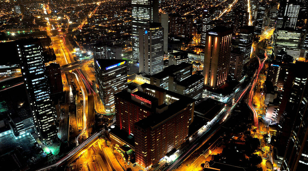 الولايات المتحدة تصدر تحذيرات جديدة بشأن السفر إلى كولومبيا