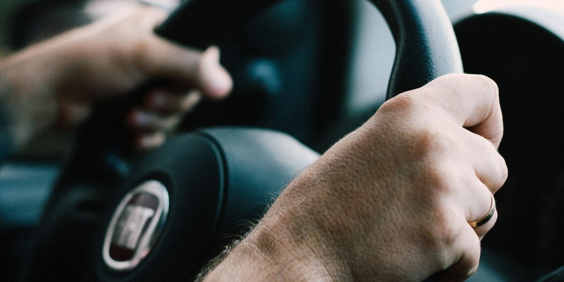 ميشيغان تخطط لإعادة تعليم قيادة السيارات إلى المدارس العامة