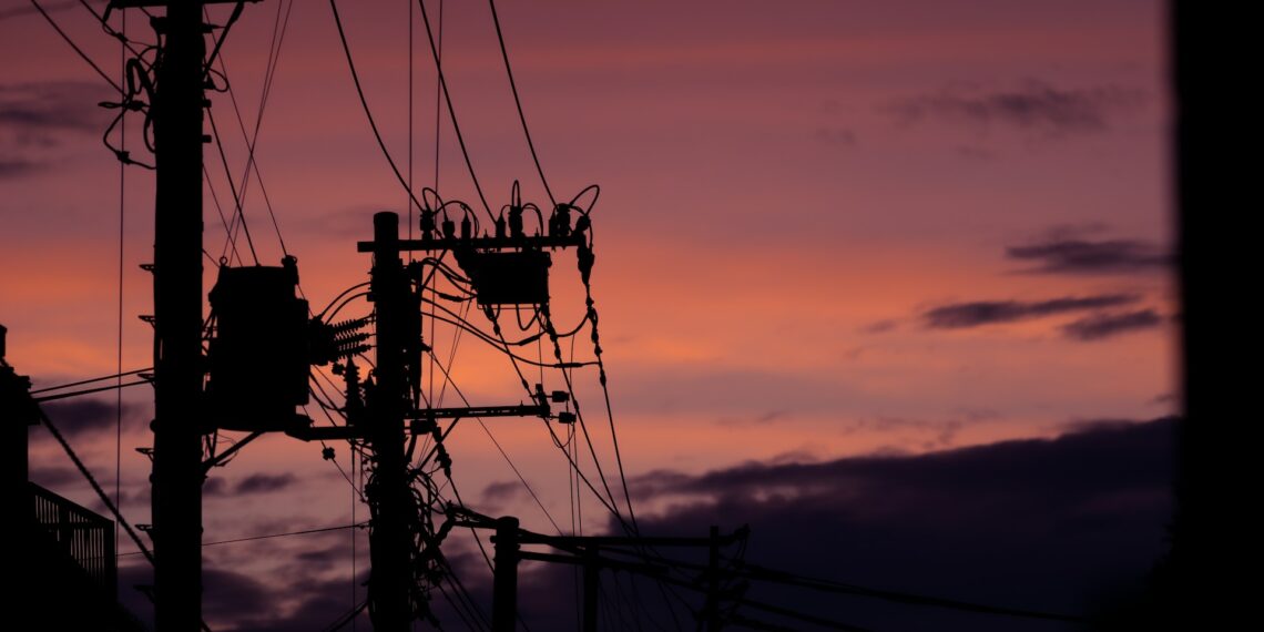 عودة التيار الكهربائي إلى Mason بعد انقطاعه صباح اليوم