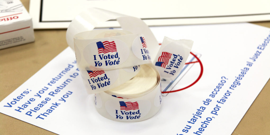 بدء عملية التصويت المبكر في الانتخابات التمهيدية الرئاسية للناخبين في ميشيغان