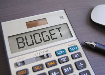 إليك أبرز ما جاء في خطة الإنفاق والميزانية التي اقترحتها الحاكمة غريتشن ويتمر للسنة الجديدة