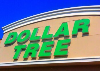 إغلاق ما يقارب 1000 متجر من متاجر “Dollar Tree” في الولايات المتحدة