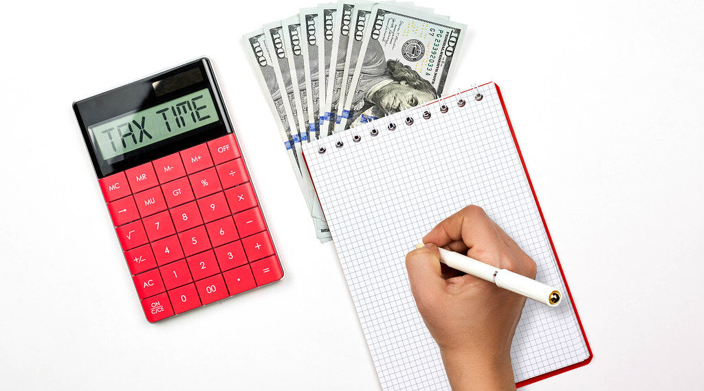 وكالة الإيرادات الأمريكية تشارك بعض التفاصيل المهمة حول كيفية تقديم الملفات والإقرارت الضريبية