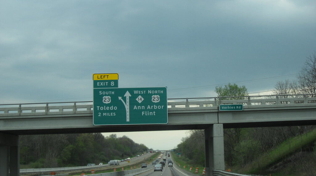 تخصيص 3.1 مليون دولار ل17 مدينة صغيرة وقرية في ميشيغان بهدف تحسين الطرق