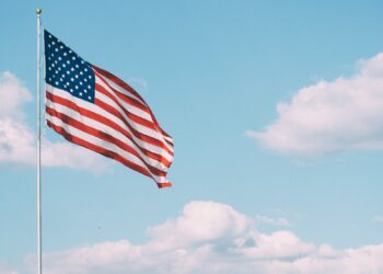 الإعلان عن تسهيلات للمتقدمين على الجنسية الأمريكية