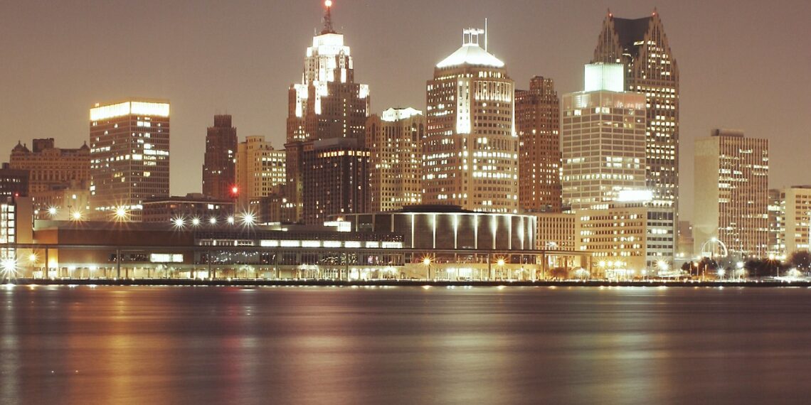 رفع التصنيف الائتماني لمدينة ديترويت إلى الدرجة الاستثمارية لأول مرة منذ عام 2009