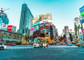 أكثر 10 وجهات شعبية لدى المسافرين الأمريكيين هذا الربيع