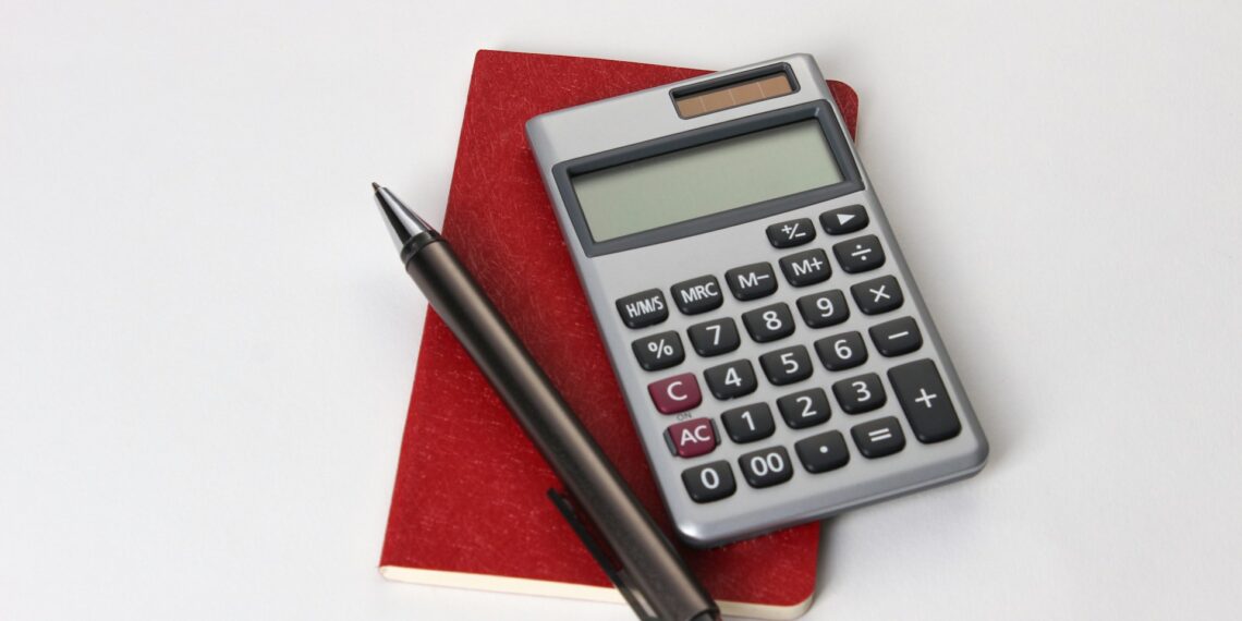 هل يتعين عليك دفع ضرائب على حساب التوفير عالي العائد الخاص بك؟