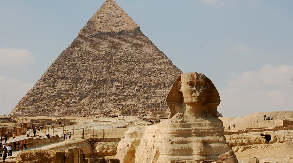 إليك أفضل 10 عوامل جذب في العالم لعام 2024 وفقاً للمسافرين الأمريكيين