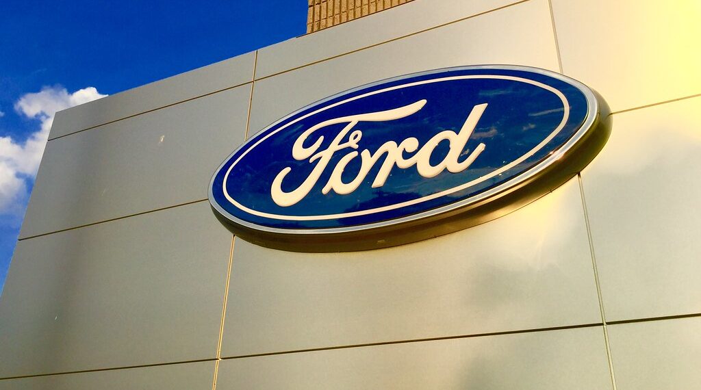 شركة Ford تستدعي حوالي 43000 سيارة دفع رباعي لأسباب تتعلق بالسلامة من الحرائق