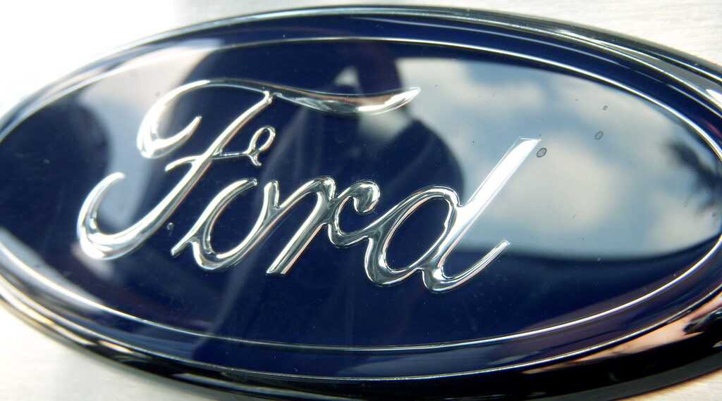 شركة Ford تستدعي أكثر من 456 ألف سيارة لأسباب تتعلق بالسلامة من الحوادث