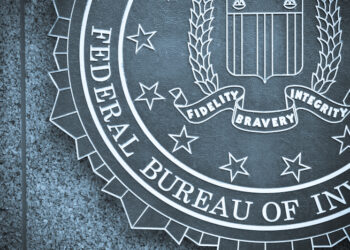 مكتب التحقيقات الفيدرالي يُحذّر من هجوم منسق على الولايات المتحدة بعد حادثة إطلاق النار في روسيا