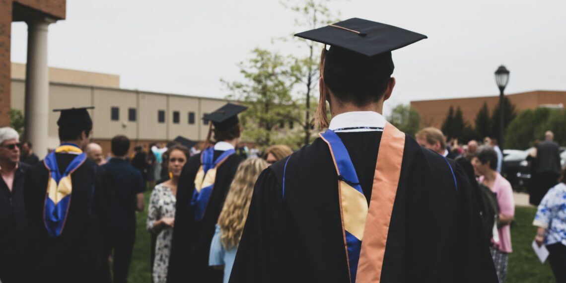 مبادرة جديدة تهدف لتسهيل دخول سكان ديترويت إلى الجامعات